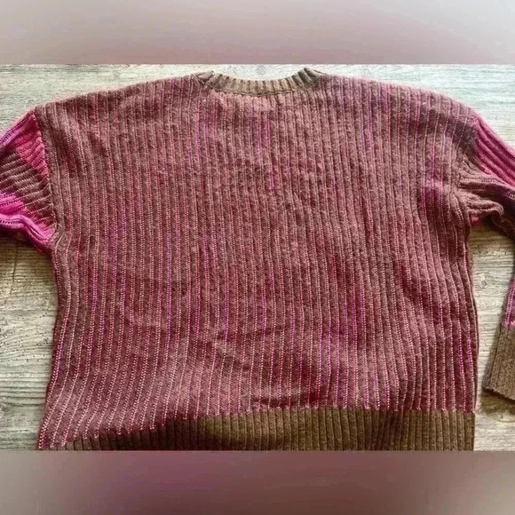 Size XL Nine West cropped sweater- women’s - Picture 4 of 4